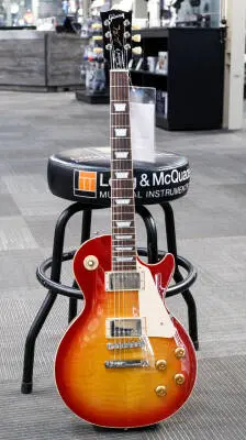 Gibson - Les Paul Standard 50s Electric Guitar - Heritage Cherry Sunburst 2